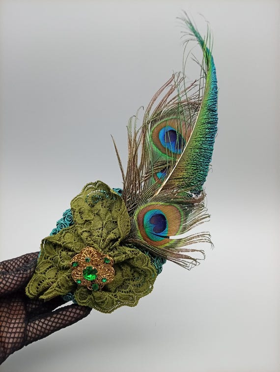 Peacock Feather Fascinator – Elegant Statement Hair Accessory