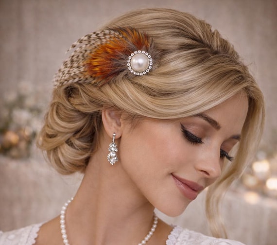 Vintage Hair Comb with Pearl Brooch & Pheasant Feathers – Dirndl / Bridal Hair Accessory – One of a Kind