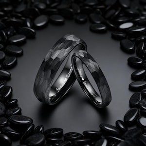 Anillos de pareja de tungsteno martillado negro, anillos de compromiso negros, 4 mm, 6 mm y 8 mm, conjuntos personalizables, anillos de boda personalizados, anillos de promesa
