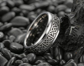 Narrow Celtic Josephine Knot Ring Available in 2 Widths - Etsy