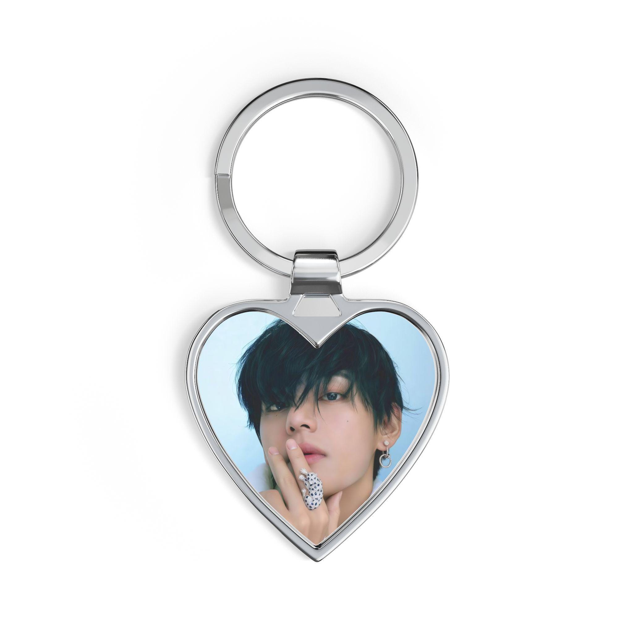Bts taehyung keyring - Etsy 日本