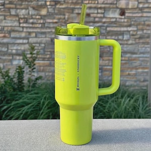 Stanley X Starbucks Limited Edition Lime Green Shimmer 40oz Tumbler image 1