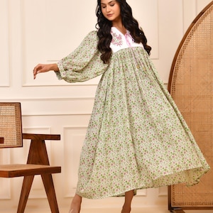 Hand Block Gedruckt Baumwolle Midi Kleid: Floral Pastell V-Neck