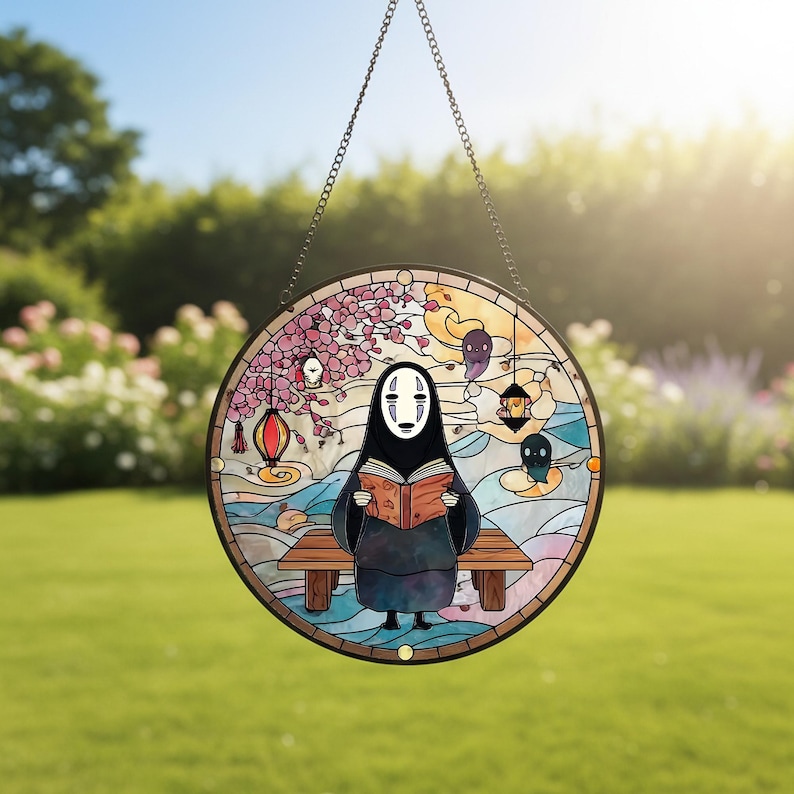 Solfångare i målat glas utan ansikte, färgglad solfångare med Spirited Away-motiv, unik presentsolfångare, fönsterdekor, present till Ghibli-fan bild 3