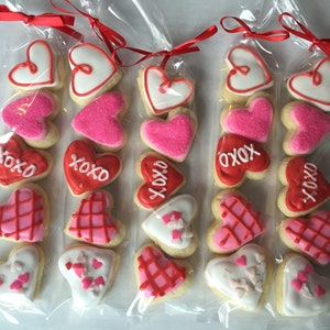 Valentine&#39;s Day Sugar Cookie Gift (1 bag)/ party favor / heart cookies / Valentines party / mini cookies / Valentines gift / valentines