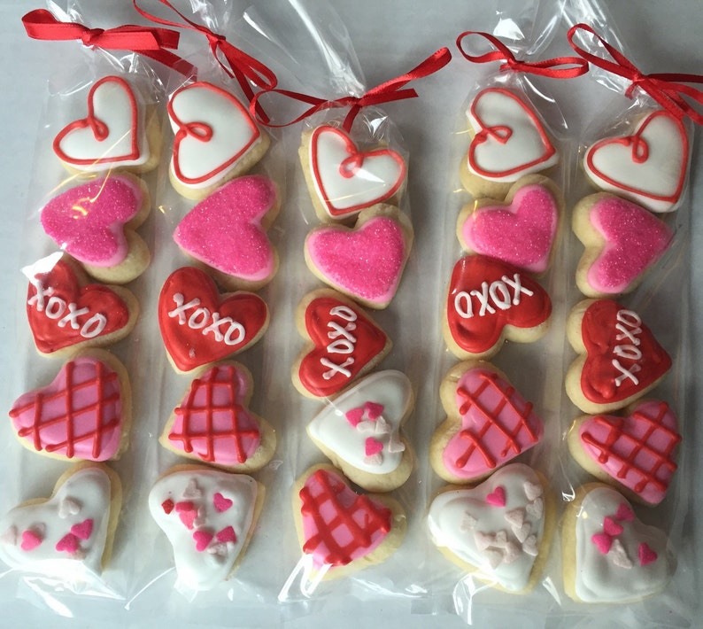 Valentine's Day Sugar Cookie Gift 1 BAG/ party favor / heart cookies / Valentines party / mini cookies / Valentines gift / valentines coo image 1