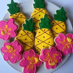 Tropical Cookies - luau cookies - luau party favors - tropical baby shower - tropical party - tropical party supplies - pineapple cookies