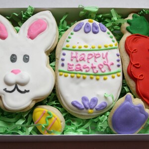 Easter Cookie Gift, Easter Desserts, Easter Gift Ideas, Easter, Easter Baskets, Easter Gifts, Easter Gifts for kids, Bunny Cookies, Cookie