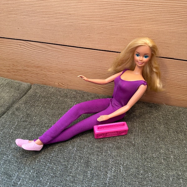 1983 Super Dance Barbie Doll Canada & Europe Release Good Condition Not Complete Minor FLAWS