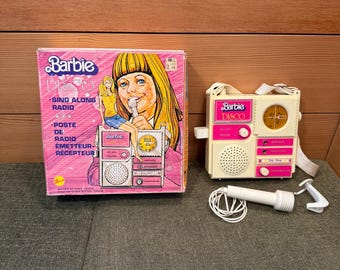 Radio Barbie Disco Sing Along de 1976. Pequeños defectos. Caja original. Difícil de encontrar. Funciona. Illco Mattel.