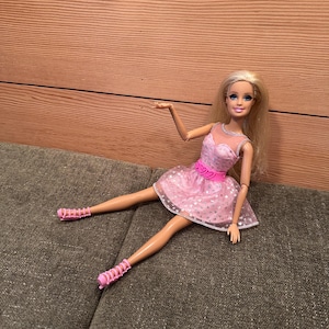 2012 Barbie Life In The Dreamhouse Talkin Doll Working Real Eyelashes HTF Minor FLAW Mattel