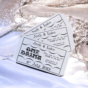 Fichas Estilo Boleto "Bebida Gratis" para Bodas - 3 Diseños a elegir / 25 por paquete / Fichas de Barra / Favores de Boda / Colección Clásicos