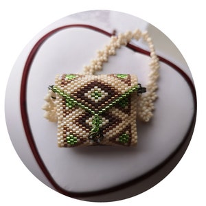 Mini Purse Tutorial/Pattern - CHOCOLATE PISTACHIO - Peyote Stitch, Using Miyuki Delicas