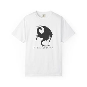 Es war meine Ehre Komfort Farben Tshirt, Onyx Sturm Shirt, Vierter Flügel Zitat T-Shirt, Liam Mairi Geschenk, Fantasy Fan Shirt, Eisen Flamme, Bücherwurm Bild 3