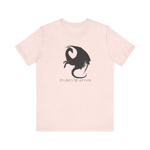 It's been my honour Shirt, Onyx Storm Shirt, Fourth Wing Quote Tee, Liam Mairi Gift, Fantasy Fan Shirt, Iron Flame, Bookish image 4
