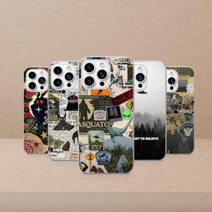 Peut inclure: Cinq coques de smartphone présentant divers designs de collage sur le thème du paranormal et des créatures cryptides. Les coques affichent des illustrations de Bigfoot, d'OVNI, de papillons de nuit et de forêts avec des textes comme "Missing".
