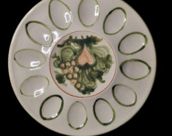 Louisville Stoneware Deviled Egg Plate Platter Grapes 13" Diameter Holds 12