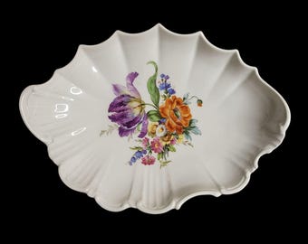 Richard Ginori Scalloped Shell-Shaped Porcelain Dish Tulip & Poppy Floral 9"x7"