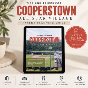 Peut inclure: Une tablette numérique affiche un guide PDF intitulé Tips and Tricks for Cooperstown All Star Village Parent Planning Guide. L'écran montre un terrain de baseball et du texte sur des conseils de voyage pour les parents et les joueurs.