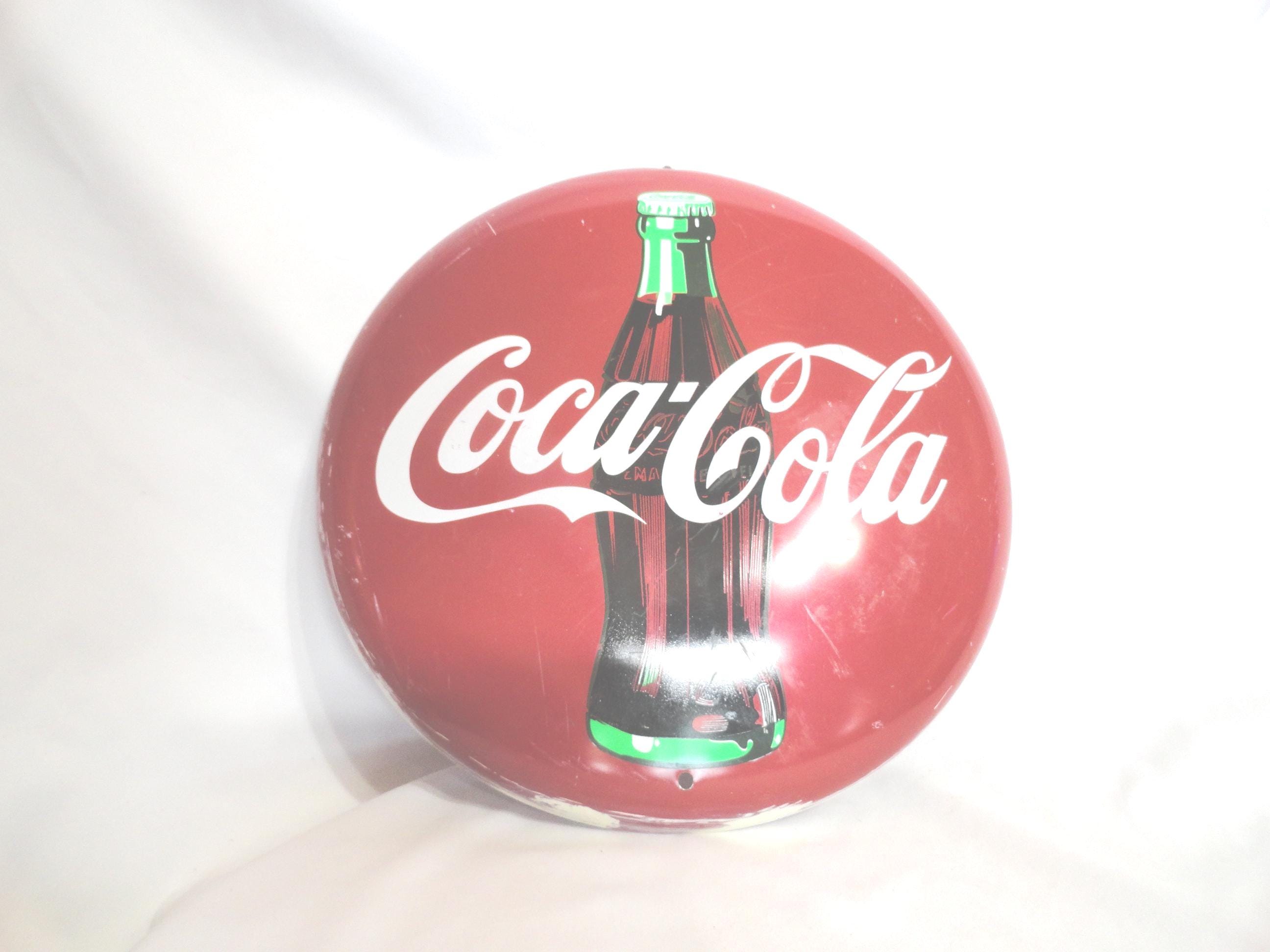 Coca-Cola ボタンサイン　ホーロー看板 コカ・コーラ 丸型ホーロー看板 ボタンサイン Coca Cola 昭和レトロ
