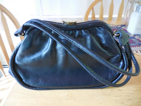 Vintage Women's Navy Blue Leather Purse by Ideal … - image 2