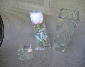 Vintage Avon Fostoria Crystal Square Bud Vase NOS Clear & White Silk Carnation NIB Home Decor Flower Vase 1980s