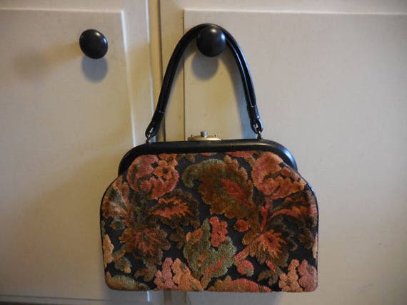 Vintage 1950s to 1960s Retro Carpet Purse/Pocketbo
