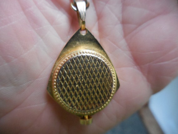 Vintage Women's Gold Tone Watch Necklace Antimagn… - image 5