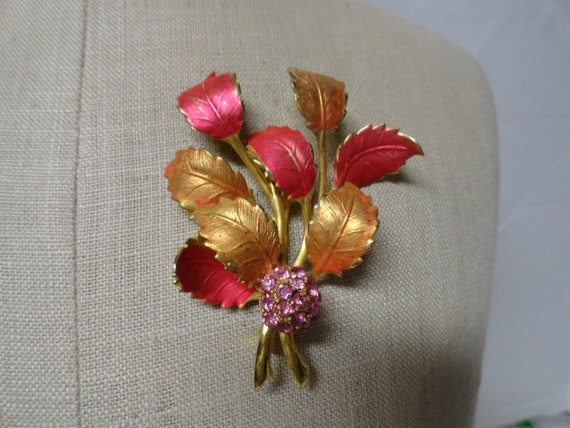 Vintage Women's Pink & Orange Leaf Pin Gold Tone … - image 2