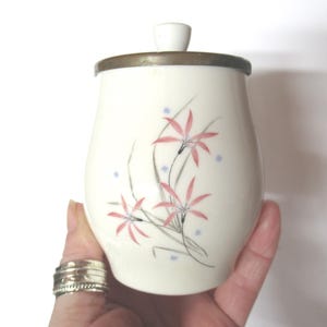Vintage Carefree Syracuse Lidded Sugar Dish with Flame Lily, Copper Lid, 1950s-60s, Glass Knob
