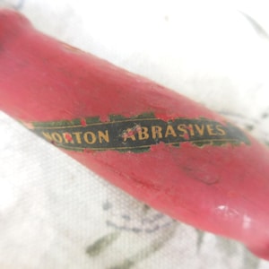 Vintage Norton Bakelite Knife Sharpener, Red Handle, 1930s-40s image 4