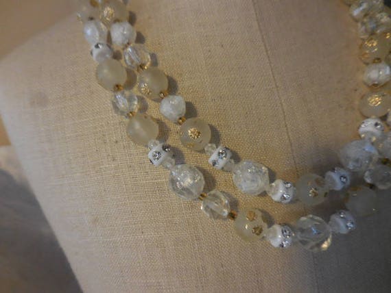 Vintage Women's Double Strand White & Clear Glass… - image 3