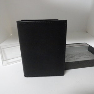Cartera vintage de cuero negro Buxton para hombre Cartera triple Wexford Colección NIB Tarjetas de crédito para hombre Billetes de dólar Regalos Década de 1970 y 1980