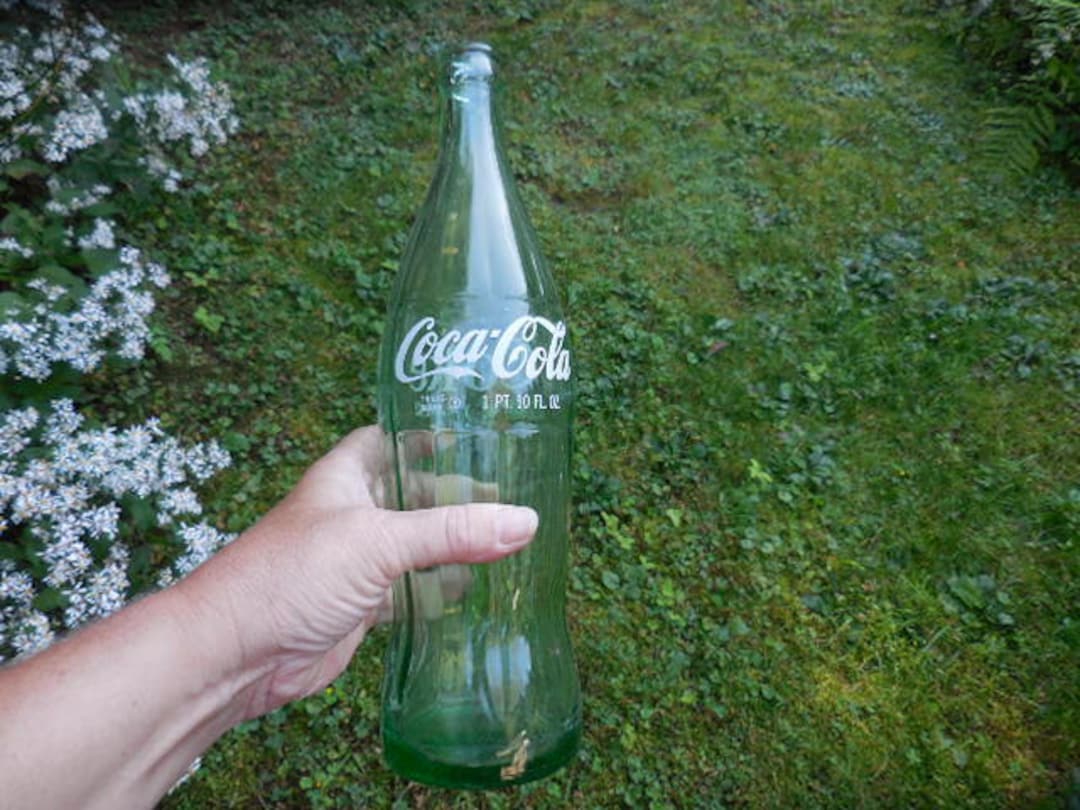 Vintage 1960s Retro Light Green Coke Bottle 1pt. 10 Fl. Oz. Coca Cola