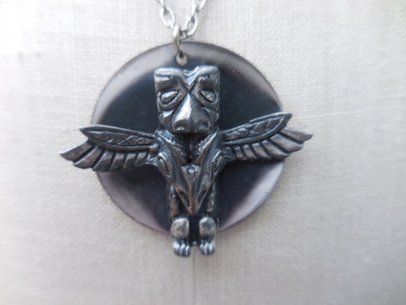 Vintage Women's Totem Pole & Eagle Necklace Silve… - image 3