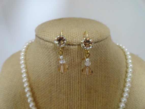 Vintage Women's White Faux Pearl Crystal & Rhines… - image 9