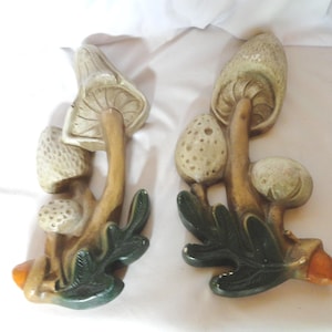 Vintage Chalkware Mushroom Wall Hanging, 1970s Kitchen Art, Choice immagine 1