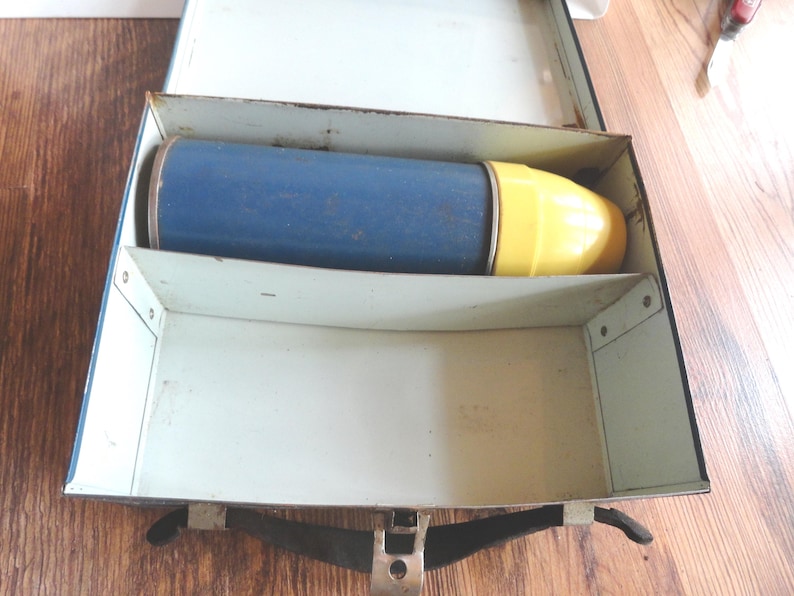 Vintage Blue Metal Lunchbox, Child's, Thermos, 1920s-40s image 3