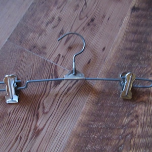 Vintage All Metal Wire Hanger Swivel Hook Two Chrome or Aluminum Clips 1940s 1950s Pants Skirts Clothing Hanger Reuse Repurpose Calendar Chrome Clips