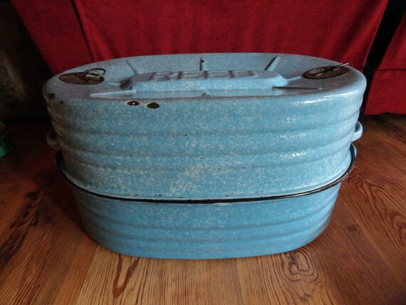 Vintage 1920s REED Large Light Blue/white Speckled Enamel Lidded Oven  Roasting Pan Oval Prop Kitchen Farmhouse/country Baking Vents Display 