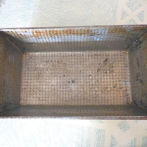 Vintage Ovenex No. 47 Loaf Pan, Ekco Retro Waffle Pattern, Farmhouse Decor