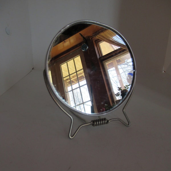 Vintage Double Sided Self Standing Small Mirror Silver Tone Metal 1950s to 1970s Magnifying Side Round Small Bathroom Display Wire Stand