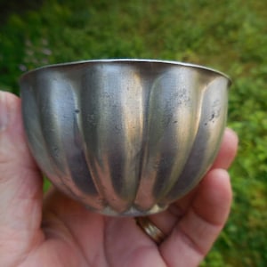 Vintage Aluminum JELLO-O Mold Brand Gelatin Individual Single Serving Embossed Tiny Tins Kitchen Retro Metal Collectible Repurpose 1 1950s
