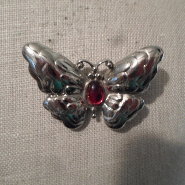 Vintage Women's Trifari Butterfly Pin Silver Tone Red Stone Shiny Small Brooch Retro Ladies Pin Women's Gift 1970s 1980s Ladies Gift