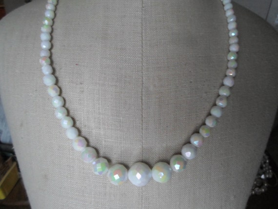 Vintage Women's White Iridescent Necklace Faceted… - image 3
