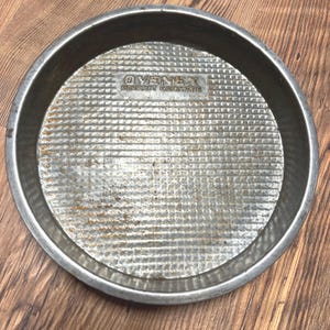 Vintage Ovenex Cake Pan with Waffle Pattern, Round, USA Made, 1940s-60s