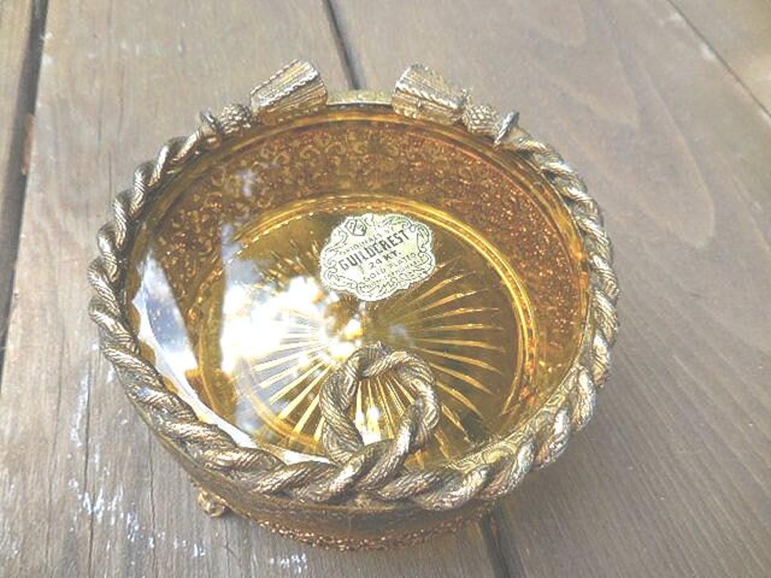ヴィンテージ 24KT GOLD PLATED ガラスジュエリーボックス Vintage 24kt Plated Glass Top Jewelry Box, Round, Beveled, Yellow