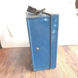 Vintage Blue Metal Lunchbox, Child's, Thermos, 1920s-40s image 8