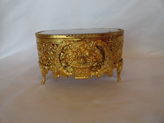 Vintage Oval Gold Tone Filigree Metal Jewelry Box… - image 1