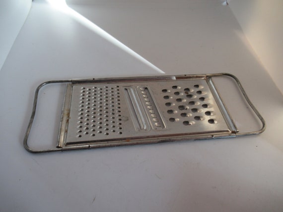 Vintage 1940s to 1960s Flat Silver Slightly Rusty Metal Hand Food Cheese  Grater Kitchen Utensil Wall Hanging Retro Small Holes Double Handle 